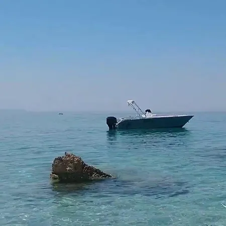 Guida Turistike Miri Hotel en barco *